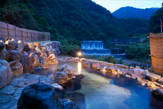 野天風呂蓮華の湯1